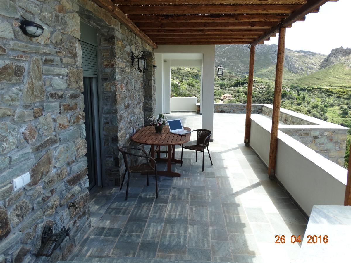 Balkonikarystos *