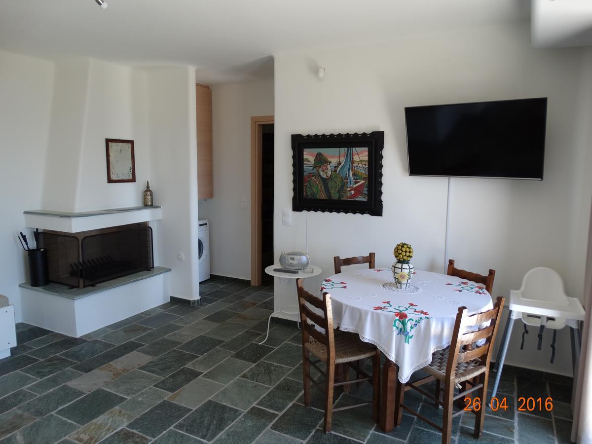 Balkonikarystos Karystos (Evia)