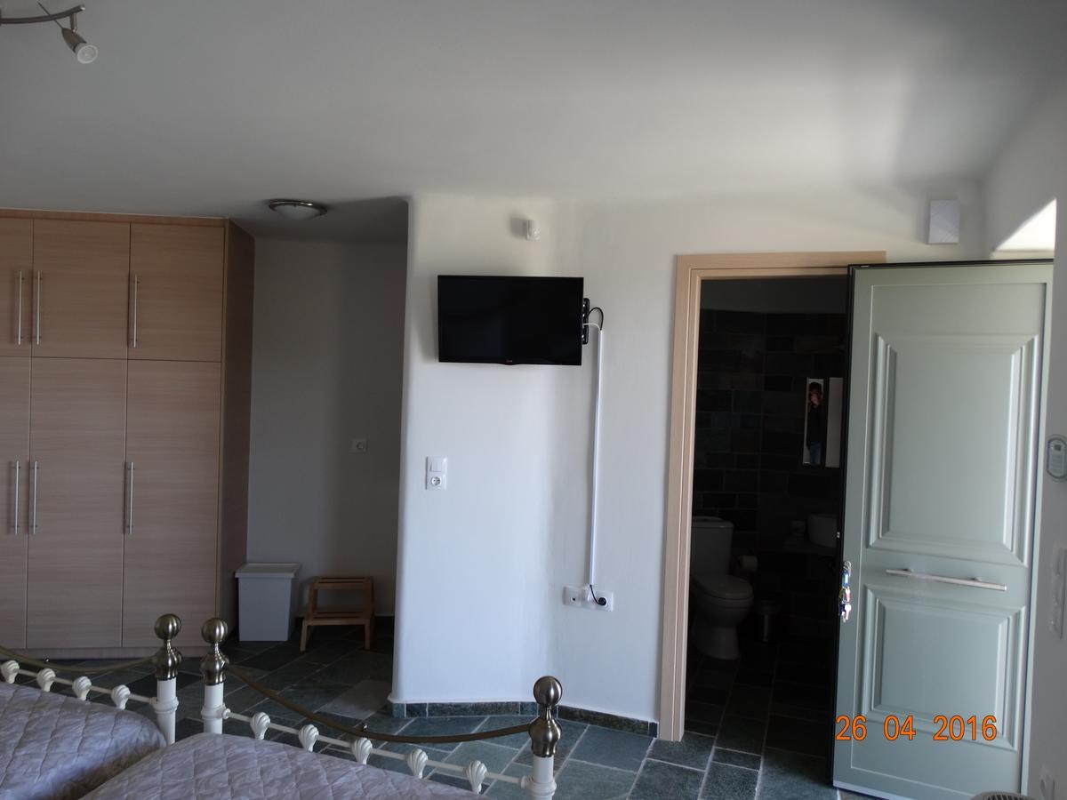 Balkonikarystos Karystos (Evia)
